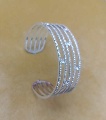 Ravissant bracelet manchette - bracelet,