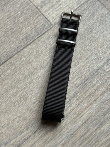 Bracelet montre nato noir - montre,