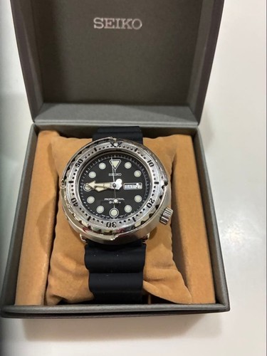 Montre plongée quartz - de,