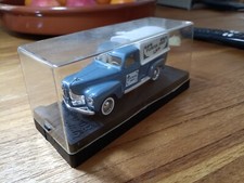 Dodge 1940 Flowers Shop Solido