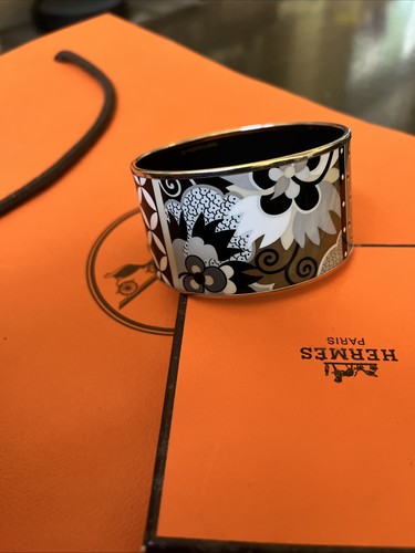 Hermes enamel bangle la - hermes, 70