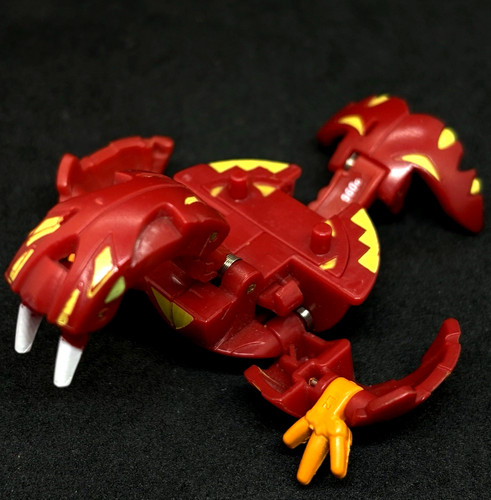 Bakugan gren pyrus gundalian - gren,