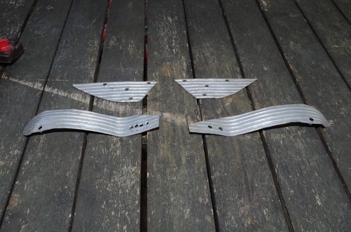 Avion tres anciennes pieces - anciennes, en