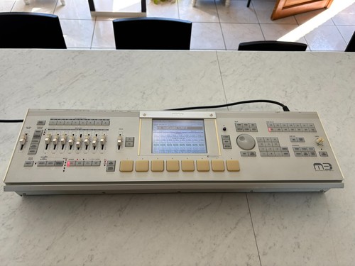 Korg m - m3,