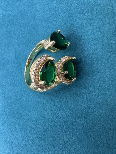 Bague sertie fantaisie - , en