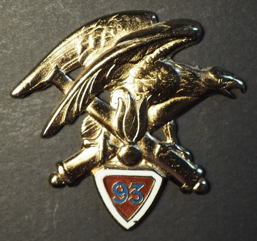 Insigne militaire dit - insigne,