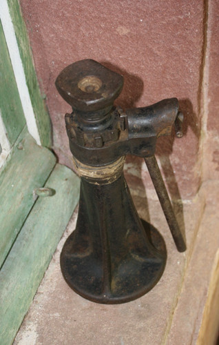 Rare outil ancien cric