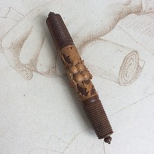 Etui à Aiguille Bois Sculpté - XIXè Couture Mercerie