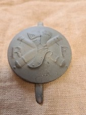 Insigne, Attribut, Rondache