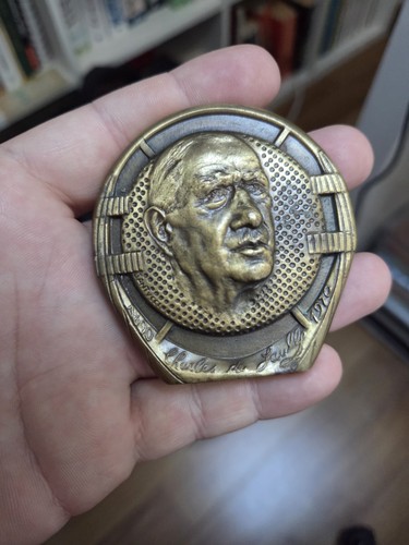 Medaille charles gaulle - charles,