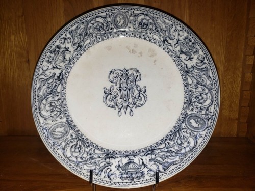 Ancienne assiette monogrammée