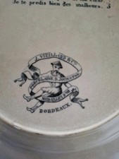 Assiette Parlante Rébus - Porcelaine   VIEILLARD , JOHNSTON, BORDEAUX - 20 cm 