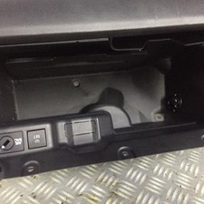 Boite a gants VOLKSWAGEN POLO