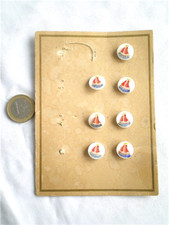 7 BOUTONS ANCIENS EN VERRE MOULE VOILIER BATEAU