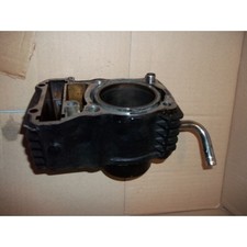 CYLINDRES ET PISTONS 600