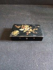 Ancienne Petite boîte en