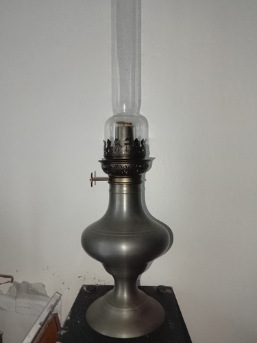 Lampe pétrole ancienne - à,