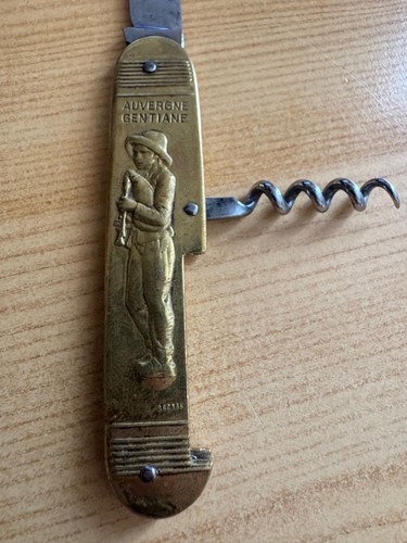 Vieux tire bouchon decapsuleur - vieux,