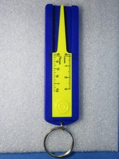 Porte clef Jauge de profondeur de pneu  - publicitaire " Michelin  "