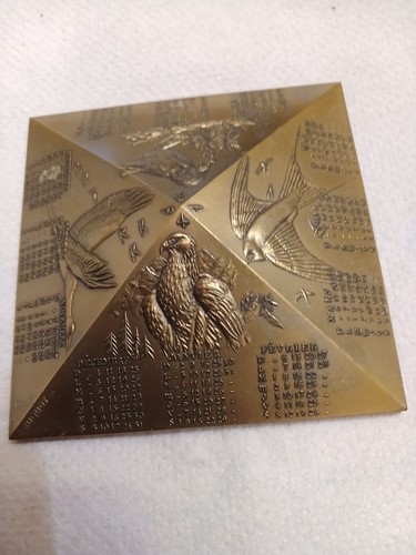 Médaille bronze calendrier - médaille,