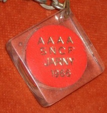 Porte-clés key ring ST