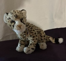 Aux Nations. bébé guépard . peluche luxe .