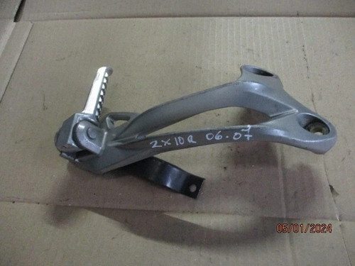 Platine arriere droite - droite, zx10r