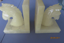 Paire de serre livres chevaux