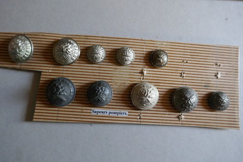 Boutons anciens sapeurs - boutons,