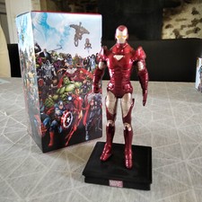 statuette résine MARVEL universe 2018 collection - IRON MAN - avengers