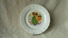 ASSIETTE A DESSERT FAIENCE DE SARREGUEMINES SCENE D'ENFANT D'APRES BICOT N°12**
