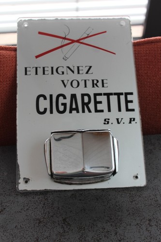 Plaque non émaillée - , cendrier