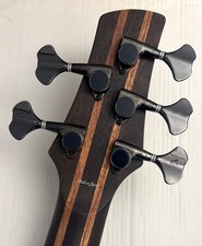 Guitare basse Ibanez Prestige