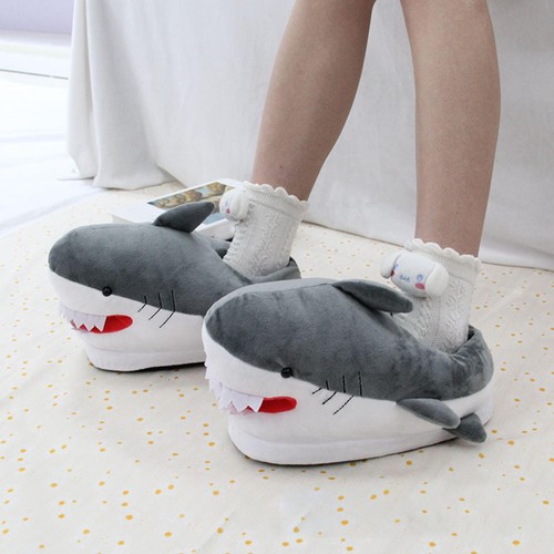 Pantoufles peluche forme - peluche,
