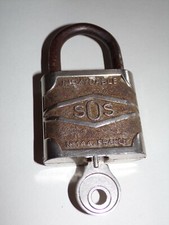 ANCIEN CADENAS SOS 144 avec sa clé fonctionnel acier inoxydable 
