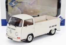 VOLKSWAGEN - T2 PICK-UP 1968 -Blanc au 1/18 de SOLIDO S1809404
