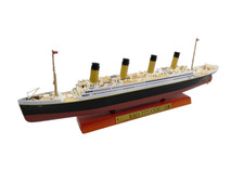 RMS TITANIC 1:1250 (21.5cm)