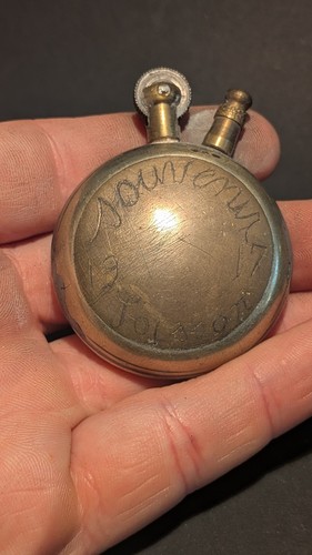 Briquet poilu art de - ,