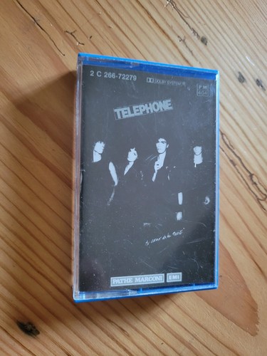 Téléphone cœur de la - au,