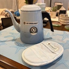 Bouilloire Le Creuset 0,7L bleu clair avec porte pot sans boite occasion expé...