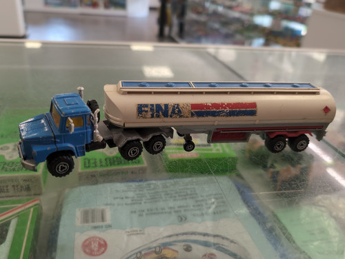 Majorette fina truck - fina, 1:60