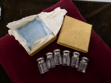 6 salières art déco cristal facettes, arg minerve poincon intérieur,H 4cm,P 23g