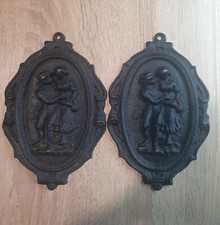 Paire de plaques en fonte decors 19 ieme (20 cm x 12 cm)