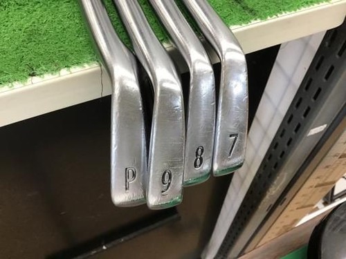 712 iron set 4 - (titleist),