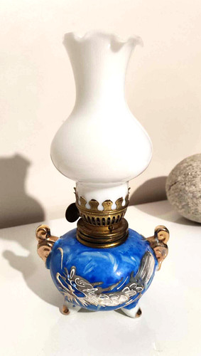 Ancienne lampe huile - lampe, dragon