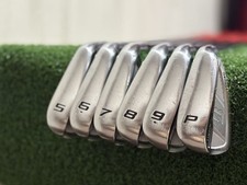 Ensemble de fers BRIDGESTONE