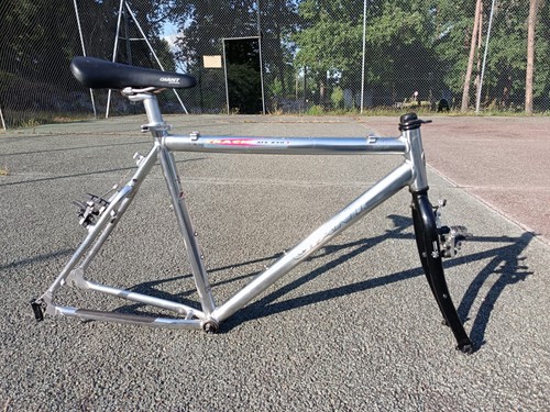 Cadre vtt vintage giant - vtt,