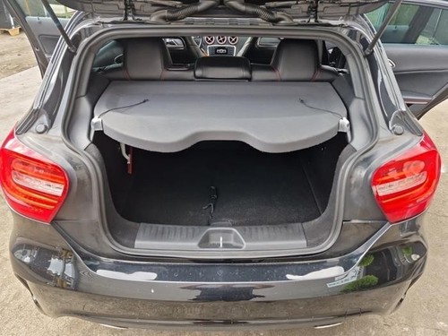 Porte chapeau mercedes benz - chapeau, mercedes-benz