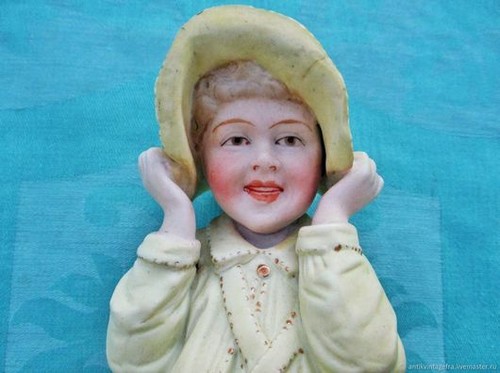 Ancienne figurine - , de