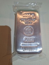 LINGOT  1 KG  ARGENT/SILVER   999/1000 ARGENT NEUF SOUS BLISTER  !